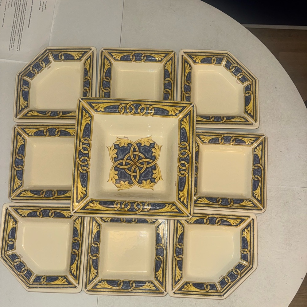 9 Piece Tiffany Serving set. Great for entertaining 
Made in Italy